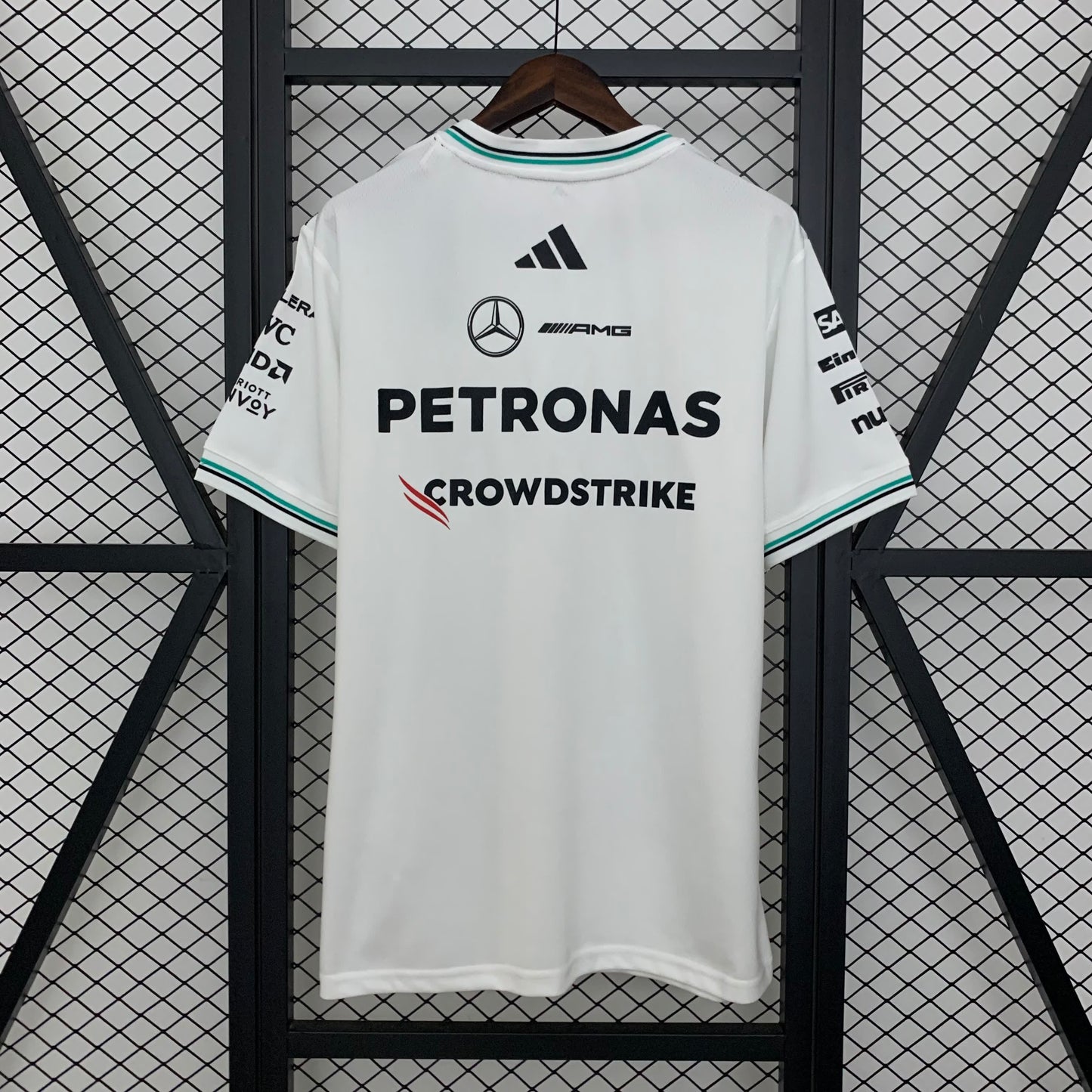 Team Driver T-Shirt Jersey 2026 Mercedes-AMG Petronas Formula 1 Team-4