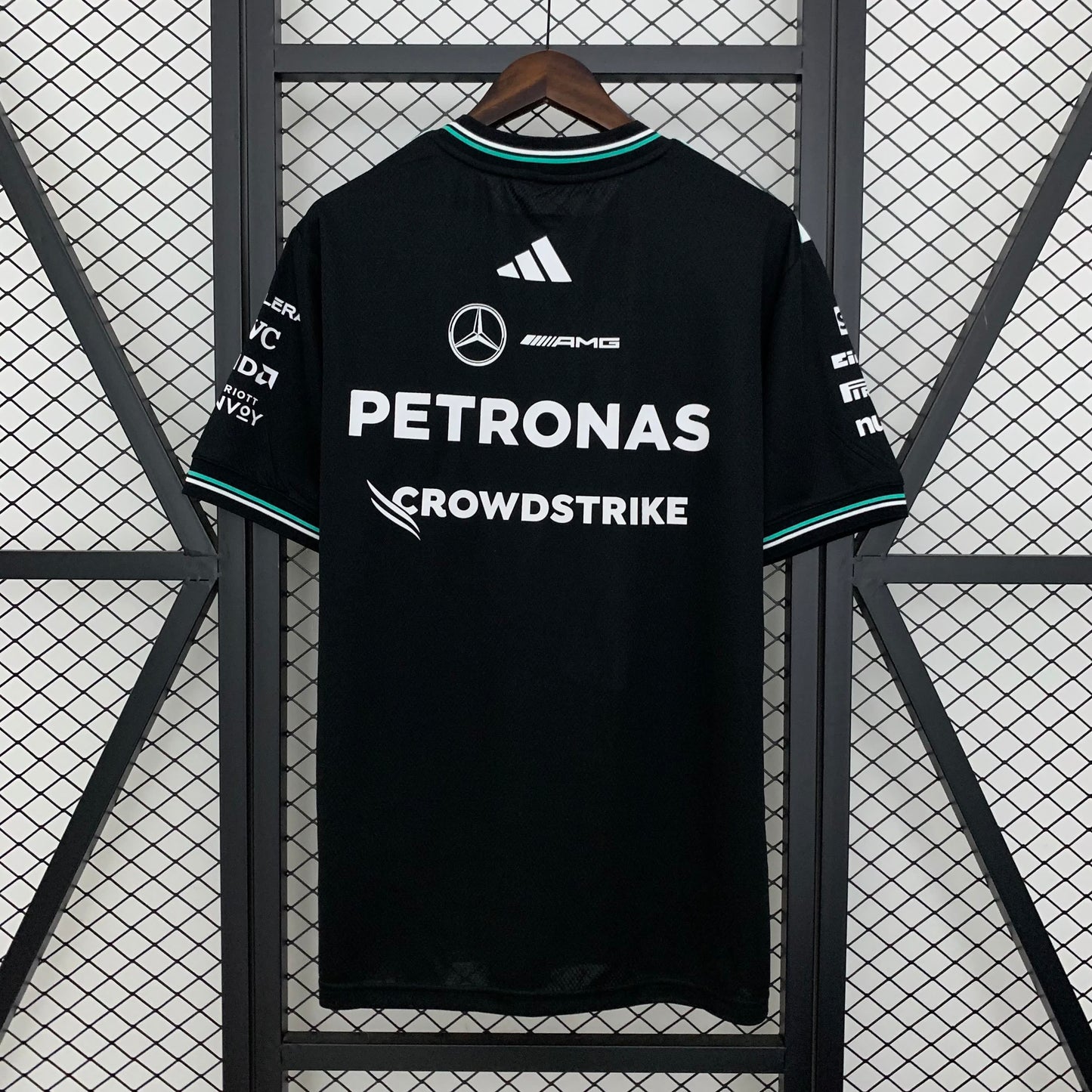 Team Driver T-Shirt Jersey 2026 Mercedes-AMG Petronas Formula 1 Team-3