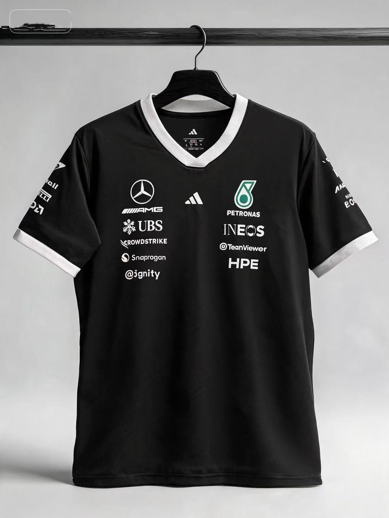 Team Driver T-Shirt Jersey 2026 Mercedes-AMG Petronas Formula 1 Team  4